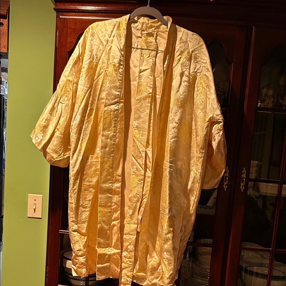 Chic Gold Kimono